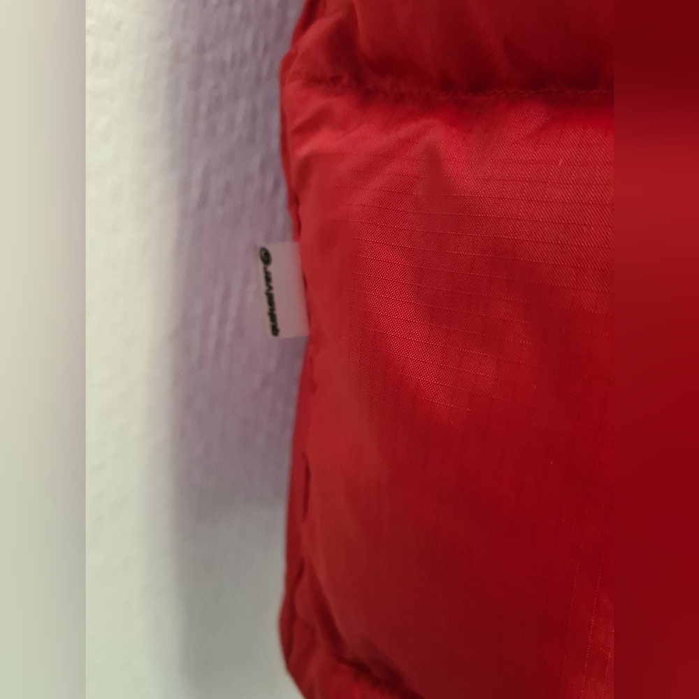 Quiksilver red down filled body warmer size large puffer gilet jacket - Picture 3 of 11